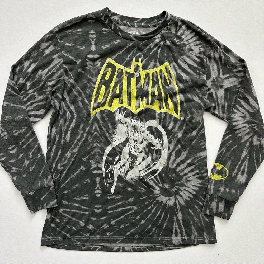 Men’s Batman Long Sleeve Graphic T-shirt Size S